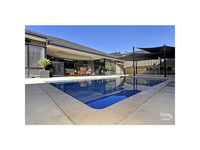 72 Nottely Crescent, Secret Harbour WA 6173
