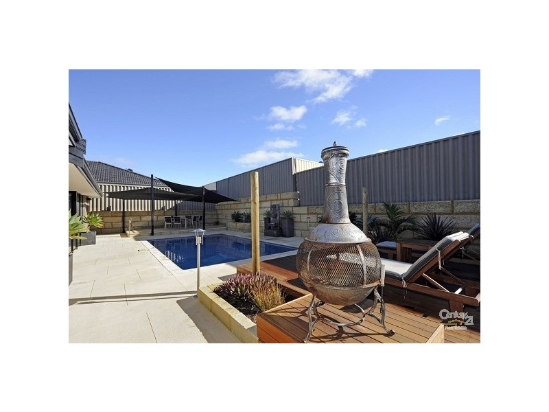 72 Nottely Crescent, Secret Harbour WA 6173