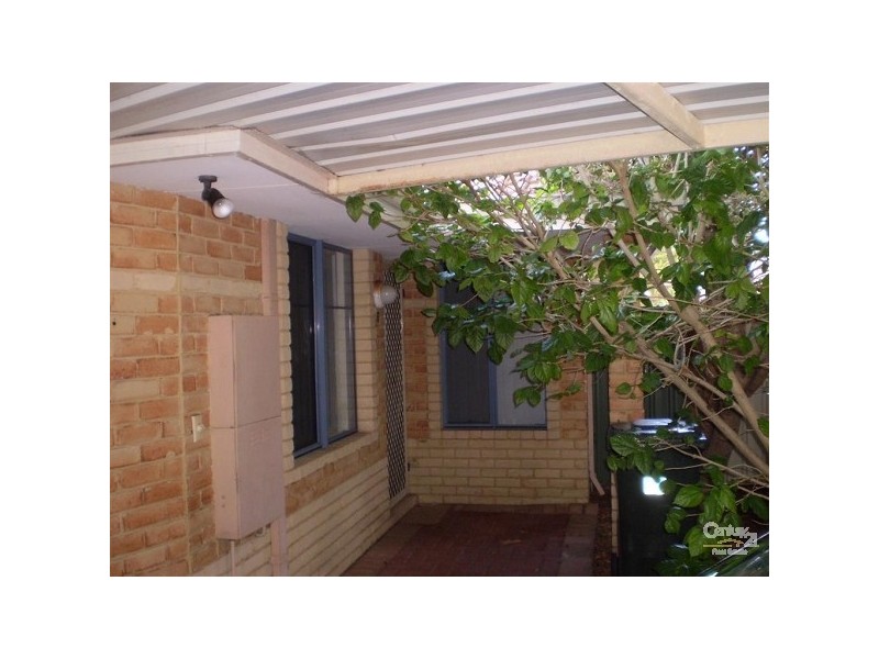 6/10 Dowling street, Rockingham WA 6168