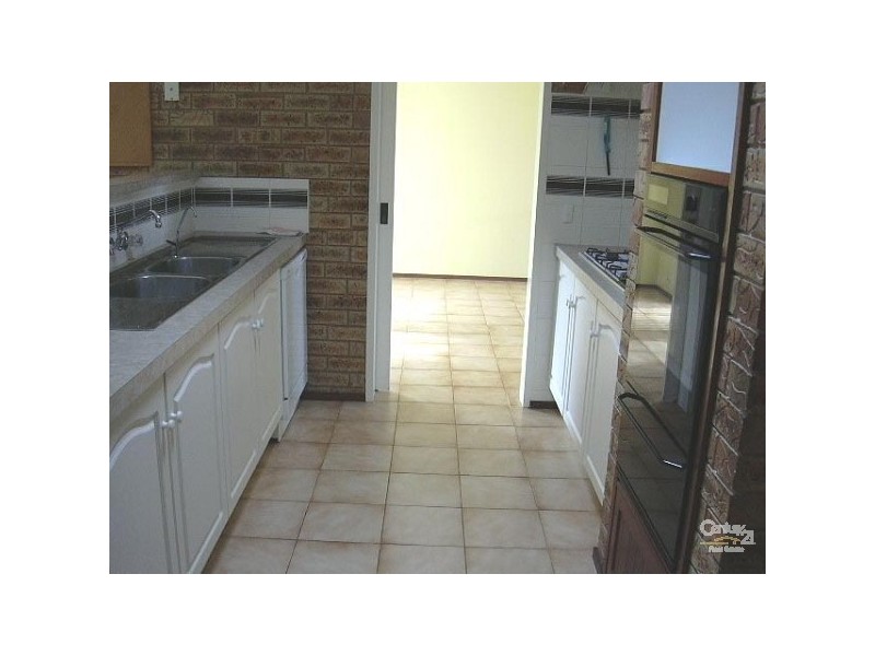 10 Ocean Place, Waikiki WA 6169