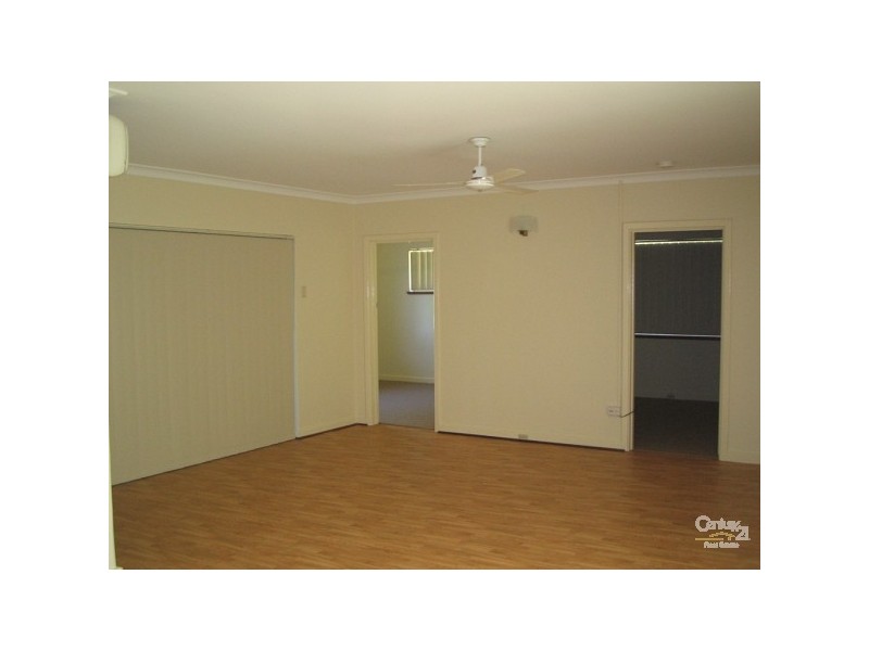 13 Julia Street, Safety Bay WA 6169