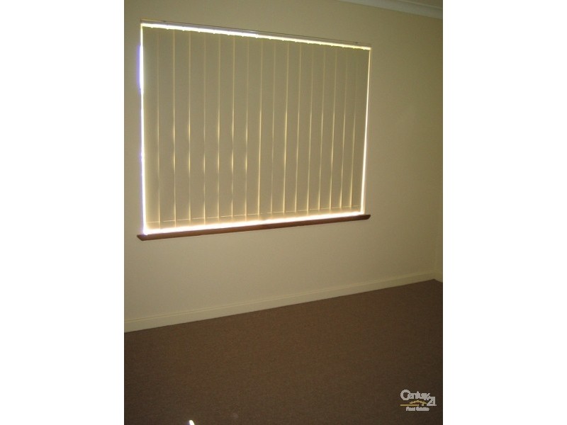 13 Julia Street, Safety Bay WA 6169