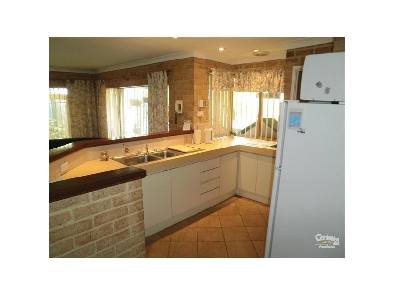5 Rydal Court, Cooloongup WA 6168