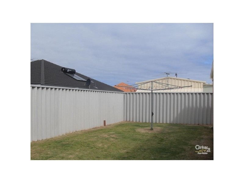 4 Elixir Way, Rockingham WA 6168