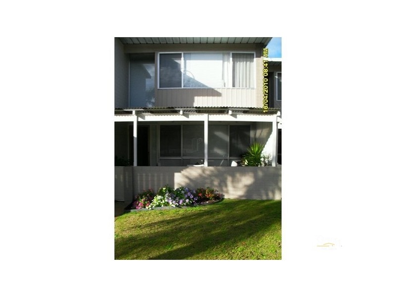 2/27 Harrison Street, Rockingham WA 6168