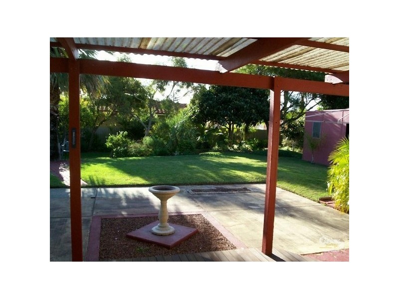 28 Lewington Street, Rockingham WA 6168