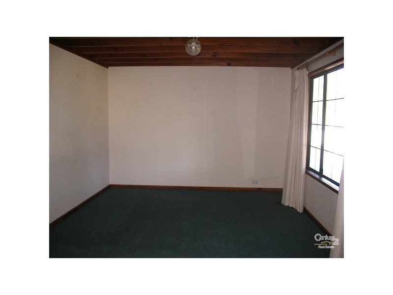 4 Challwell Street, Rockingham WA 6168