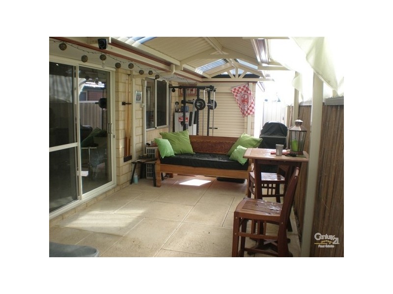 31 Riaza Parkway, Port Kennedy WA 6172