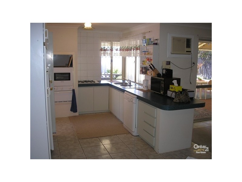 10 Delwood Court, Port Kennedy WA 6172