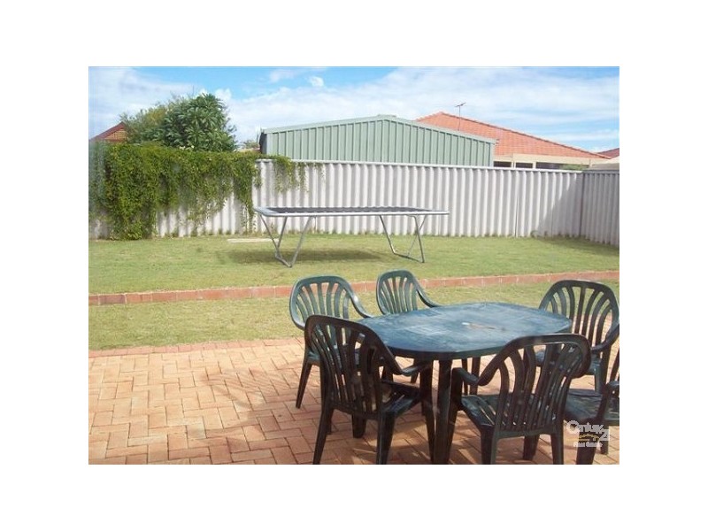 21 Porpoise Grove, Waikiki WA 6169