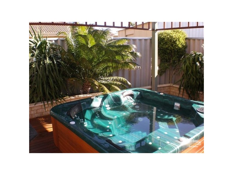 15 Keel Cove, Waikiki WA 6169