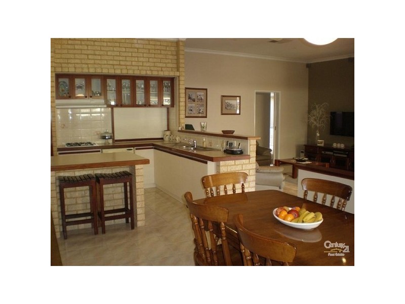 15 Keel Cove, Waikiki WA 6169