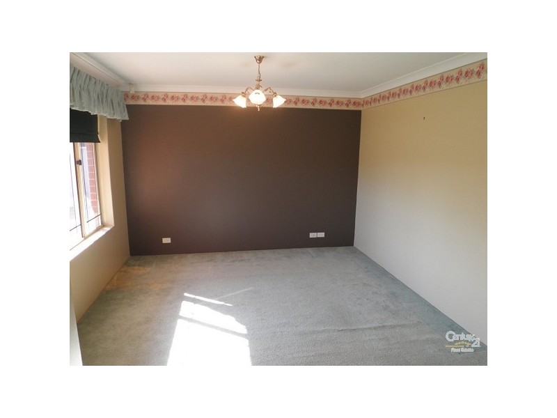 35 The Avenue, Warnbro WA 6169
