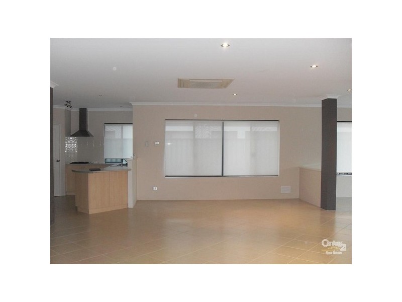 116 Bayside Boulevard, Port Kennedy WA 6172
