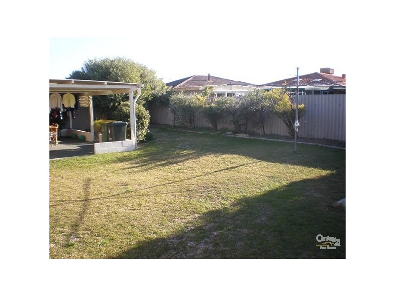 7 Georgette Way, Rockingham WA 6168