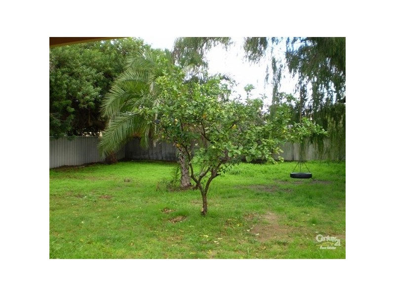 14 Houston Street, Rockingham WA 6168