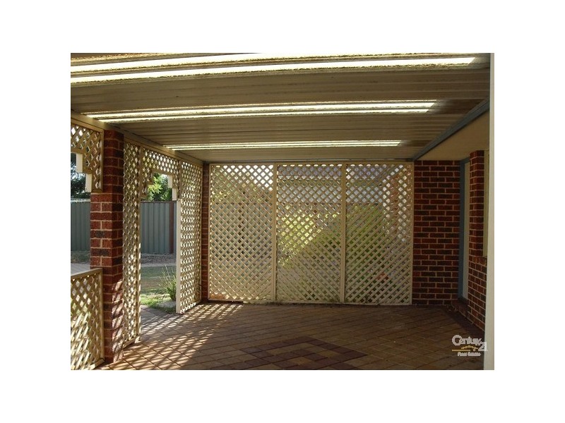 11 Palmer Street, Warnbro WA 6169