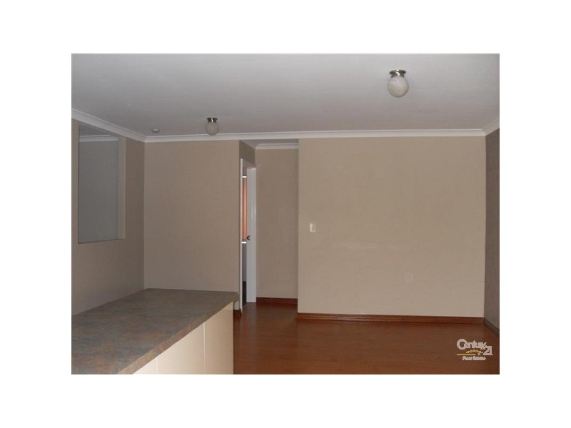 68 Gnangara Drive, Waikiki WA 6169