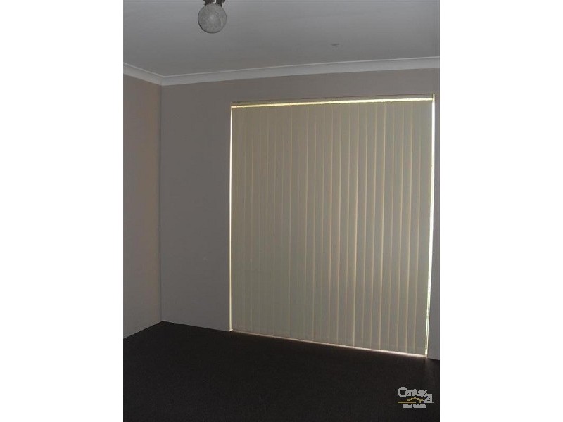 68 Gnangara Drive, Waikiki WA 6169