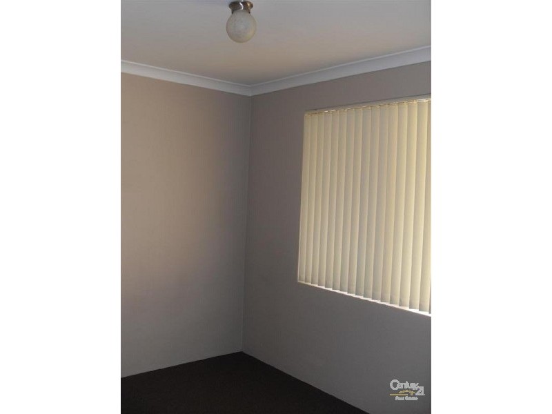 68 Gnangara Drive, Waikiki WA 6169