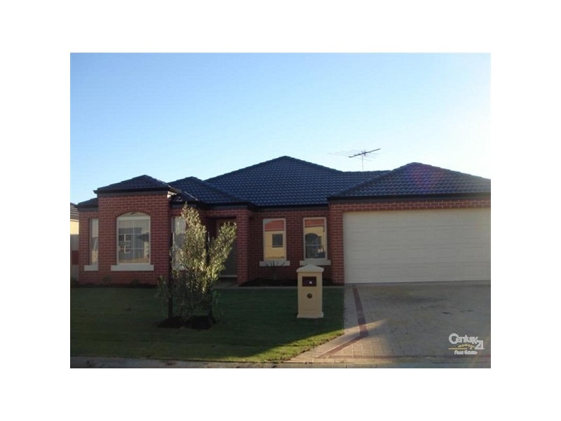 5 Vitesse Approach, Shoalwater WA 6169