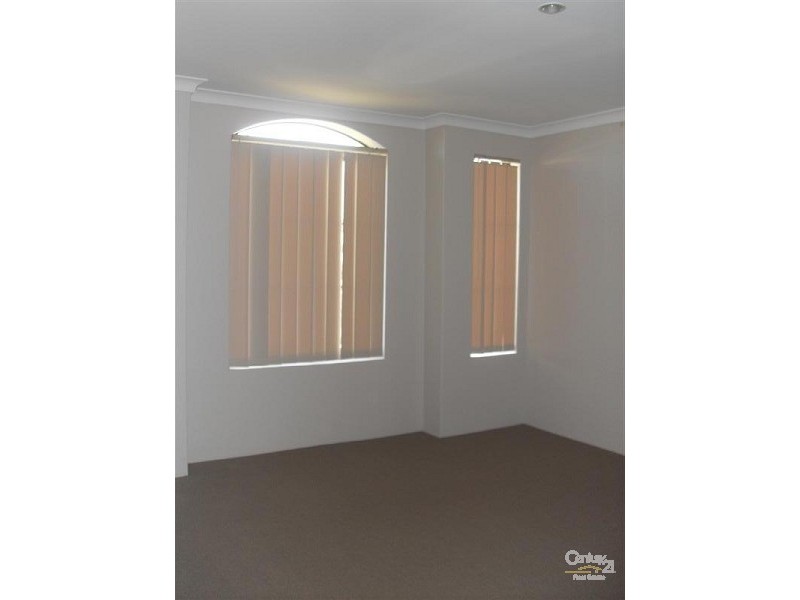 5 Vitesse Approach, Shoalwater WA 6169