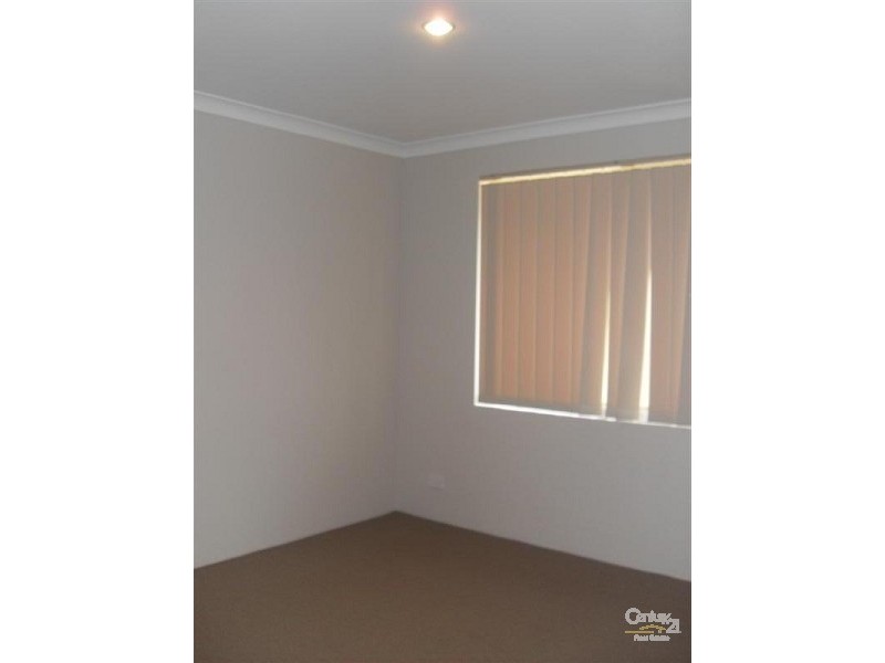 5 Vitesse Approach, Shoalwater WA 6169