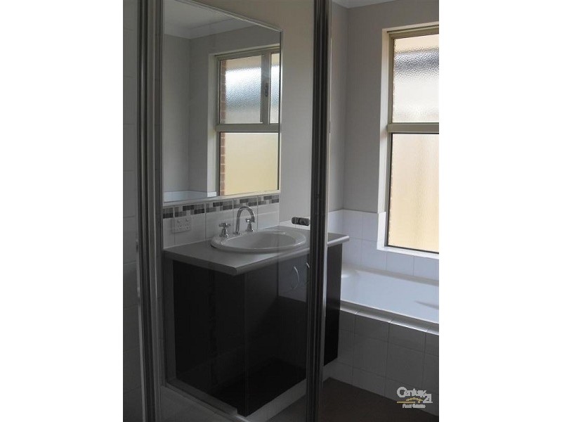 5 Vitesse Approach, Shoalwater WA 6169
