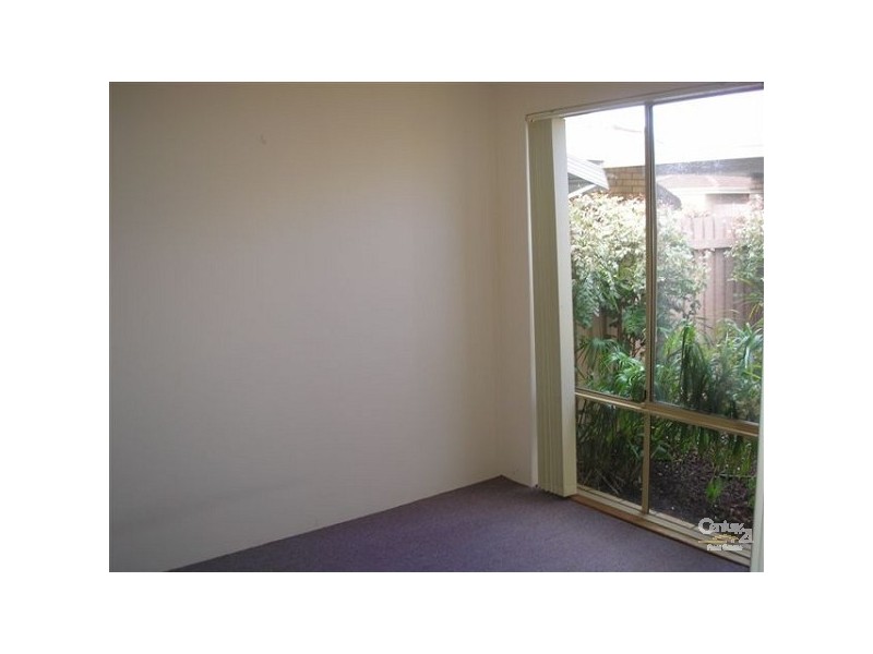 28/96 Simpson Avenue, Rockingham WA 6168