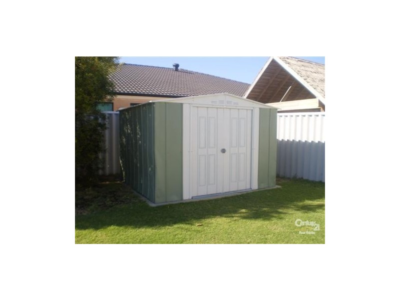 18 Morfontaine Parade, Port Kennedy WA 6172