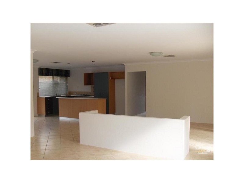 11 San Sebastian Boulevard, Port Kennedy WA 6172
