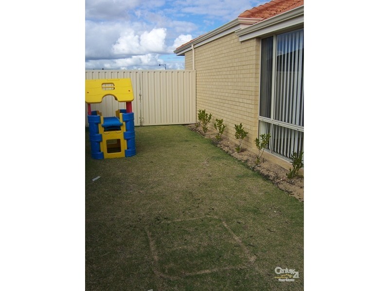 21 Baybreeze Promenade, Shoalwater WA 6169