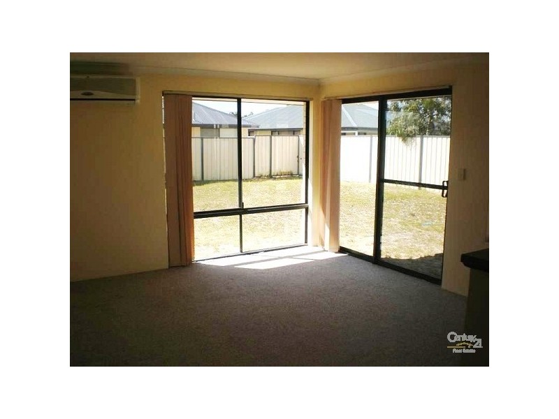 21 Daintree Loop, Bertram WA 6167