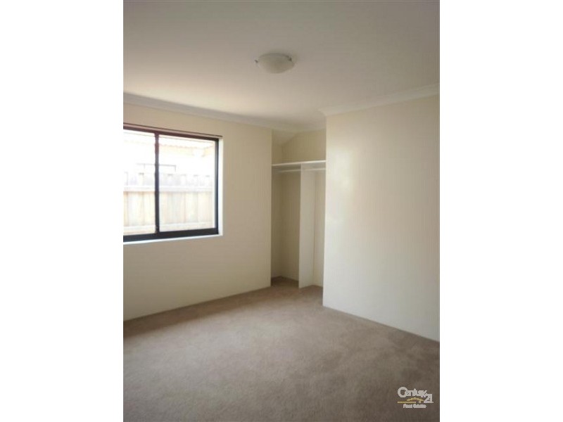40 Rees Crescent, Rockingham WA 6168