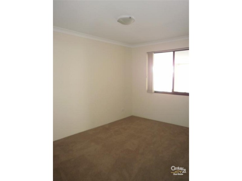 40 Rees Crescent, Rockingham WA 6168