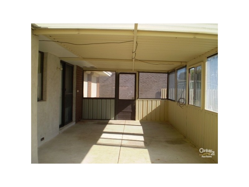6 Voyager Court, Cooloongup WA 6168