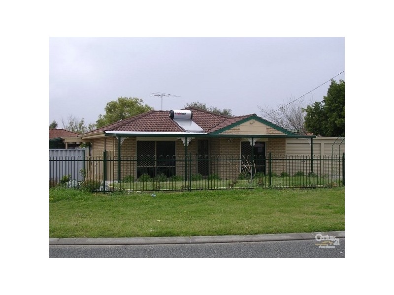 15 Carnegie Loop, Cooloongup WA 6168