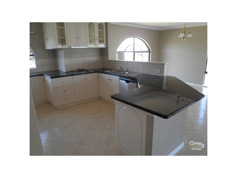 117 Penguin Road, Safety Bay WA 6169