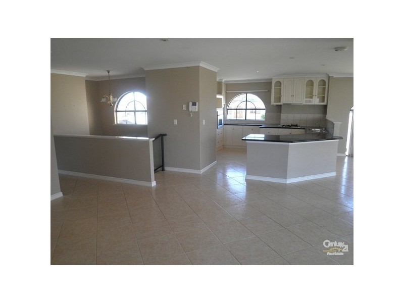 117 Penguin Road, Safety Bay WA 6169