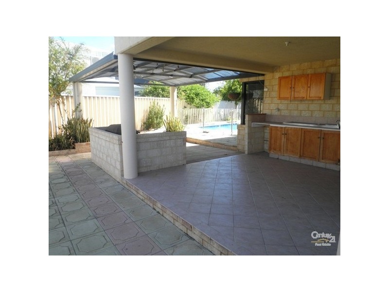 117 Penguin Road, Safety Bay WA 6169