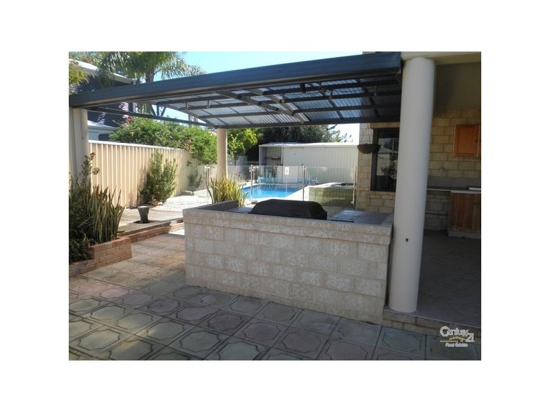 117 Penguin Road, Safety Bay WA 6169