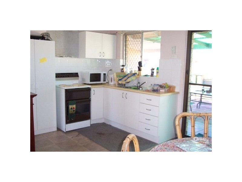 7 Short Street, Safety Bay WA 6169