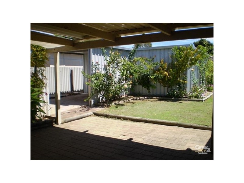 9 Dargin Way, Rockingham WA 6168