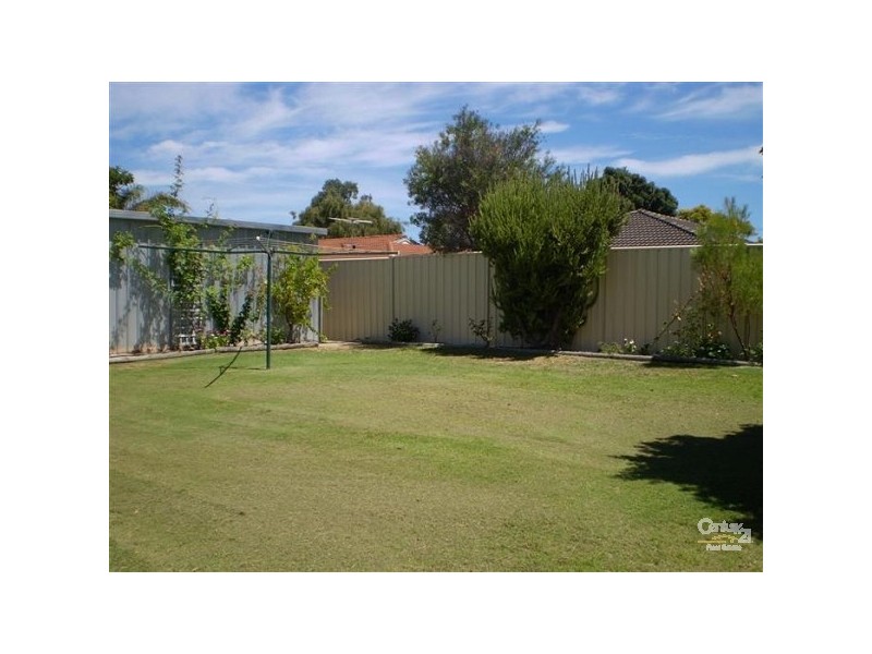 9 Dargin Way, Rockingham WA 6168