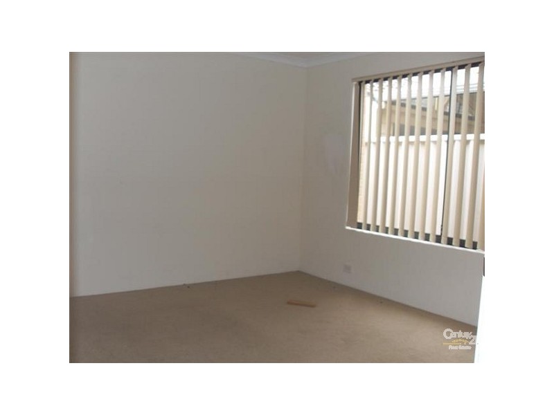 61 Toledo Circuit, Port Kennedy WA 6172