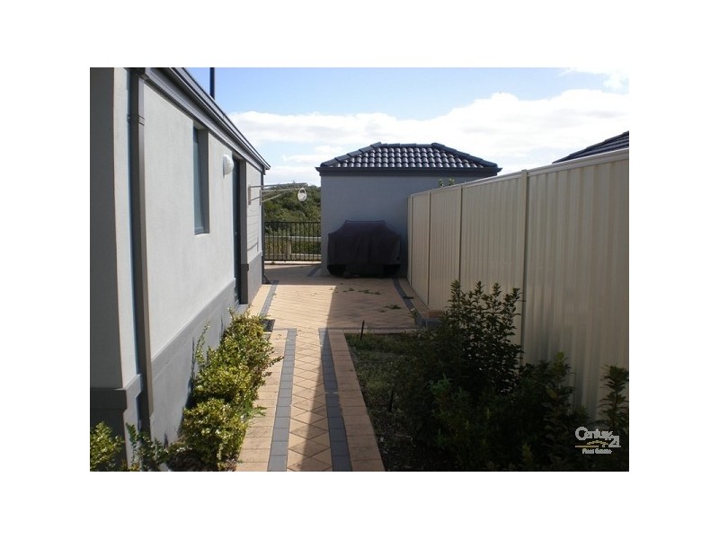 5/36 Epsilon Drive, Rockingham WA 6168