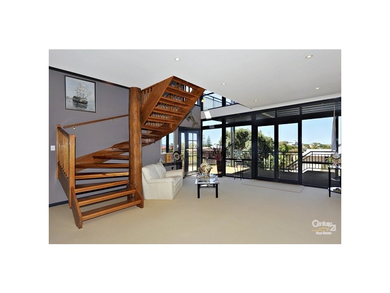 14 Hilda Road, Waikiki WA 6169