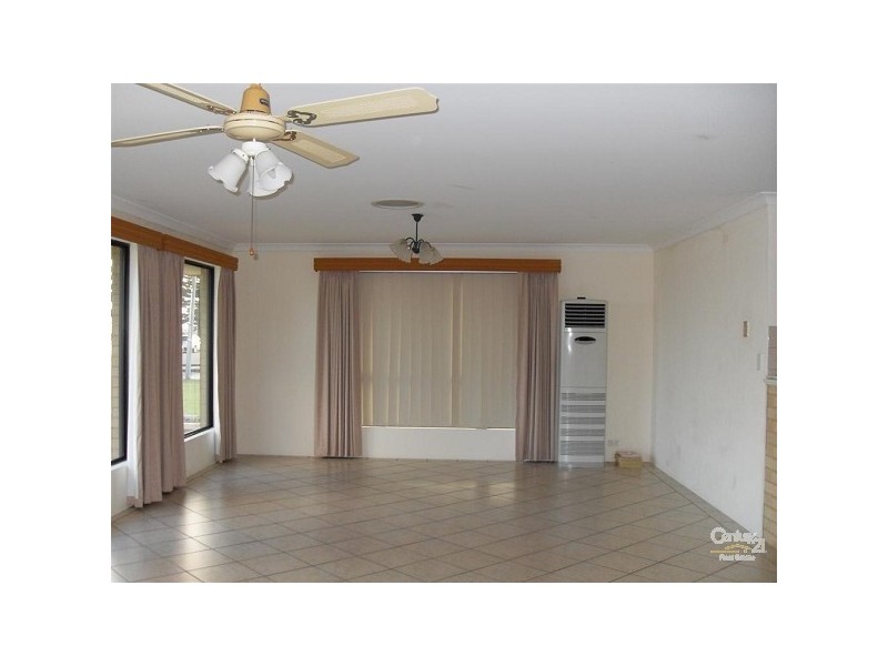 266 Safety Bay Road, Safety Bay WA 6169