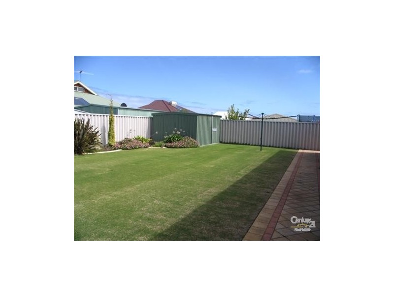 116 San Sebastian Blvd, Port Kennedy WA 6172