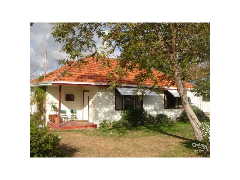 16 Carlisle Street, Shoalwater WA 6169